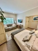 Stylish Upper Claremont Retreat