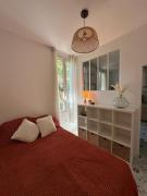 Charming studio in Hyères