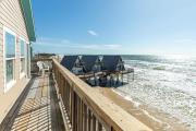 Lookout at Paradise Point - Top Beachfront Spot
