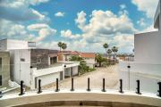Raquel Ocean view family and friends house 12ppl