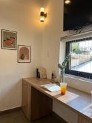 Fair Dinkum Stay District 1