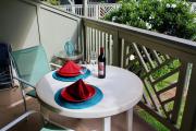 Kihei Bay Surf #218 Studio Renovated, Near Beach, Shared Hot Tub,Courtyard