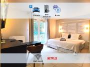 La Parisienne - Spacieux studio avec parking privé