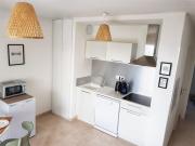 Exceptionnel - T2 neuf pieds dans leau avec piscine chauffée