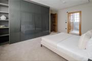 Luxuri Mayfair single level large 4 bedroom apartmnet Luxuri Mayfair single level large 4 bedroom apartmnet