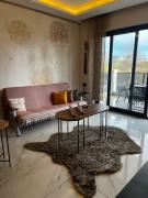 Alanya Mahmutlar Apartment with Swimming Pool - 6 min walk to beach