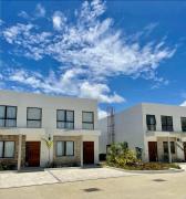 New Stylish 3BR with Private Pool ! Walk to Beach