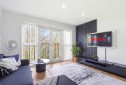 Stunning 2BR - Sleeps 8 - Save on Long Stays