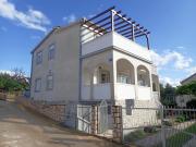 Apartments with hot tub Maslenica, Novigrad - 25462