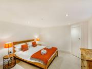 Top Llandyssil