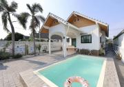 Sugar Beach Pool Villa Bangsaen
