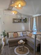 Ferret Family Lodge camping Les Embruns