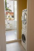 TrastevereHome - Elegant and Quiet 3 bedroom Home in Trastevere with Elevator