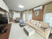 Top Ban Nakhon Chum