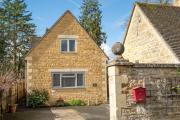 Top Bourton on the Water