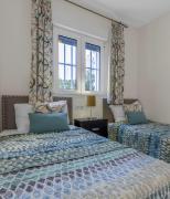 Encantador apartamento con terraza y vistas a la piscina