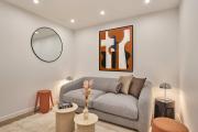 Modern Suite Center of Paris Montmartre