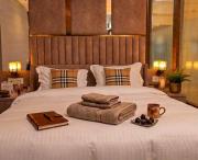 1 Bedroom Suite by Là Glen