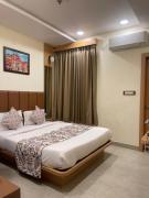 HOTEL AURA BY ARIHANT - Compact Rooms