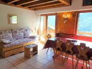 Duplex ski aux pieds pour 6 pers, bien équipé - FR-1-342-193