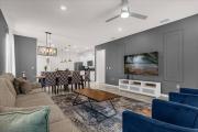 9 Bedrooms 5 Bathrooms Solterra 7240 Ol