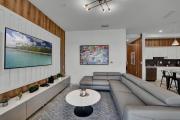 2 Bedrooms 2 Bathrooms Storey Lake 3191-405 PC