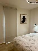 Habitación moderna y buena ubicación