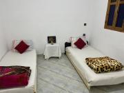 15 minutes to Jemaa el-Fnaa Square and the historic Monimon