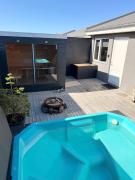 Studio with Private Spa Garden