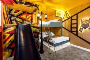 4 Bedrooms 3 Bathrooms Storey lake 2393 RT