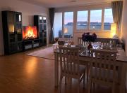 2BR Modern Apt in Berlin and Parking Sleeps 6