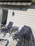 Central,free parking and 10 min walk to train station
