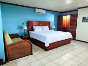 Fish Hook Marina Hotel