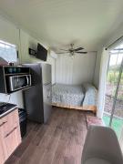 Quédate Aquí Papagayo Sobre Ruta 253