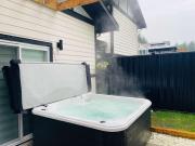 4BR Coach House - Hot Tub Fire Pit & Theatre