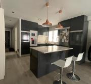 Piso de 2 habitaciones, luz exterior y wifi