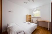Gocław Homely Apartment by BookingHost