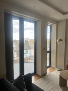 Top Ealing