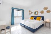 #189 Sea View Apartment Pool & Balcony