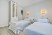 Viana Apartment & Center & Parking