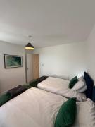 3 Bedroom House With Pool Table