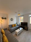 Top Lowestoft