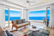 Stunning Oceanfront Apartment with Breathtaking Views and Luxurious Amenities