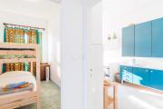 Vintage Ocean View with Fast WI-FI and Elevator to Town