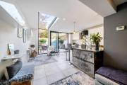 Garden Flat in Parsons Green & Walham