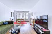 Beautiful flat near Eiffel Tower & metro
