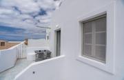 Top Oia