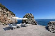 Villa Cliff