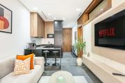 Very central, private parking, train station, air-conditioning, Wi-Fi
