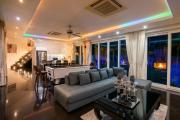 Top Jomtien Beach